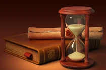 Người đầu tiên được lưu danh trong sử sách là ai?