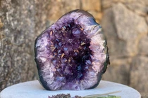 Tiết lộ sốc về loại đá màu tím khiến nhiều đế vương mê mẩn