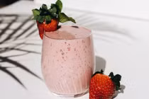 Cấp ẩm cho da trong ngày hè oi bức với 5 loại smoothie này