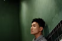 Kiều Minh Tuấn đẹp trai không tưởng với tóc mới