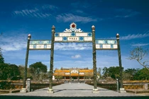 Ngẩn người trước vẻ đẹp mộc của Cố đô Huế năm 1993