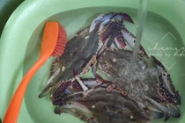 Cách hấp ghẹ không dùng nước, không bị rụng chân