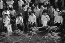 Ảnh quý về người thương binh Việt Nam năm 1980