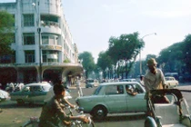 Ảnh lần đầu công bố về cuộc sống ở Sài Gòn năm 1964