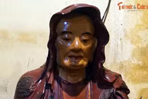 Bí ẩn truyền đời của ngôi chùa đắc địa nhất phố cổ Hà Nội