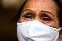 Mẹ chiến sĩ hy sinh tại Đà Nẵng: Ngủ đi con, cho mẹ ru lần cuối