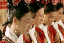 Kinh ngạc chuyện thị tẩm của vua và các phi tần