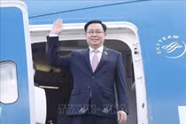 Chủ tịch Quốc hội Vương Đình Huệ thăm chính thức CHDCND Lào