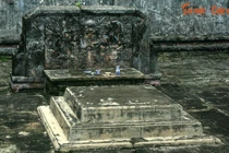 Hai lăng mộ cổ bí ẩn, chứa đầy ân oán lịch sử ở Huế 