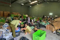 Phát hiện kho hàng lậu "khủng" của người Trung Quốc tại Hà Nội