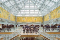 Chi 835 triệu USD tân trang cửa hàng bách hóa