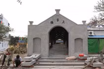 Loạt di tích biến dạng, hiện đại hóa sau trùng tu ở Việt Nam 