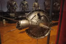 Kiếm lượn sóng và loạt vũ khí kỳ lạ nhất thời Trung cổ