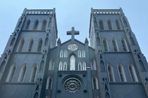 Những vụ di sản 'khoác áo mới' sau trùng tu xôn xao dư luận