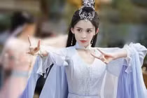 Mỹ nhân có ngoại hình như búp bê