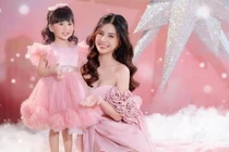 Hậu chia tay, Thiên An thay đổi phong cách, tự tin khoe vết rạn bụng