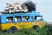 Bồi hồi nhìn lại cuộc sống ở nông thôn Việt Nam đầu thập niên 1990