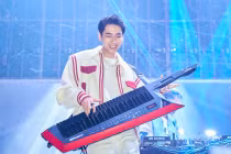 Sao Việt tất bật chạy show đầu năm, cát-xê tăng mạnh