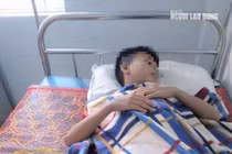 Xôn xao clip học sinh lớp 6 bị bạn đánh tới tấp, phải nhập viện