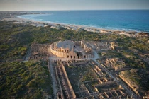 Sửng sốt trước sự hoành tráng của thành phố cổ Leptis Magna