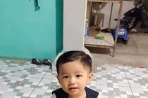 Hàng chục người tìm kiếm bé trai 2 tuổi mất tích ở Bình Dương