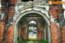 Chứng tích khủng khiếp về sự tàn phá của bom Mỹ ở Việt Nam