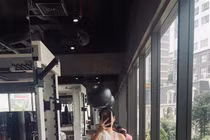 Võ Hạ Trâm khoe cơ bụng 6 múi sau nhiều năm ăn chay trường