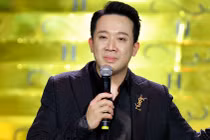 Ồn ào nghệ sĩ khóc cười và… chửi 