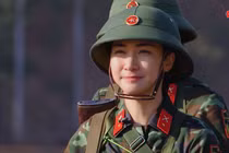 Bị hỏi khó về việc bỏ nghề, Hòa Minzy khéo léo giãi bày 