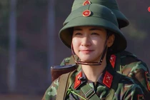 Bị hỏi khó về việc bỏ nghề, Hòa Minzy khéo léo giãi bày 