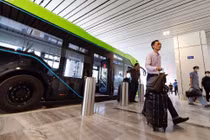 VinBus vận hành tuyến buýt điện độc quyền kết nối ba nhà ga