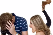  Cô gái khoe “đánh chồng”, các bà vợ ủng hộ rần rần