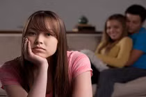 Phát hiện sự thật đau đớn về chồng chỉ vì tật đãng trí