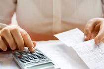 Bi hài thu nhập 17 triệu vẫn không có tiền cho con đi mẫu giáo! 