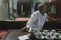 Cô gái vượt 60 km đi giao hàng và câu chuyện ấm áp tình người