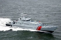 Sóng cấp 7, tàu ngư dân tạm dừng tìm kiếm CASA 212