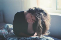 Tận cùng nỗi đau sau lời thú nhận của chồng đêm tân hôn