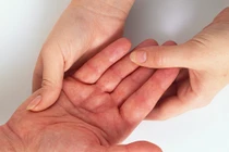 Xem tướng tay người dễ cả đời ngập trong nợ nần