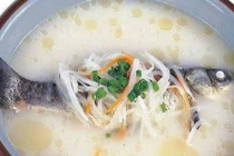 Nấu canh cá cách này vừa không tanh vừa tăng DHA cho não