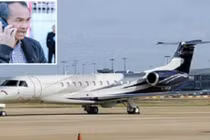Chơi trội thuê chuyên cơ, bầu Đức nợ cả trăm tỷ đồng