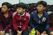 Thủ tướng khen ngợi 3 học sinh nghèo trả lại 40 triệu đồng nhặt được