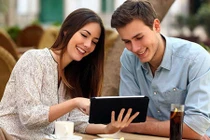 Theo dõi chồng cả tháng,phát hiện mặt nhân tình tôi như phát điên