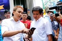 Quận 1 dỡ mái che cao ốc 25 tầng Saigon Centre - Takashimaya