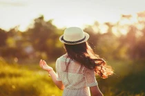 Nắm giữ bí quyết này, phụ nữ sẽ khiến đàn ông say như điếu đổ