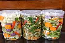 Bật mí công thức làm dưa muối đang “gây bão” mạng xã hội