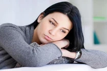 Rụng rời chân tay với 'ám hiệu' gọi bồ nhí của chồng vào nửa đêm