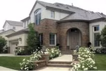 8 sát khí phong thủy vô hình khiến gia chủ lụi bại 