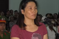 Đòi bán đất nuôi người tình, chồng bị vợ phóng hỏa thiêu sống