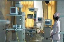 Bé trai đột ngột sống lại sau một đêm nằm ở nhà xác