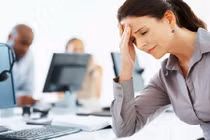 Bác sĩ mách cách hạn chế rụng tóc thời kỳ mãn kinh